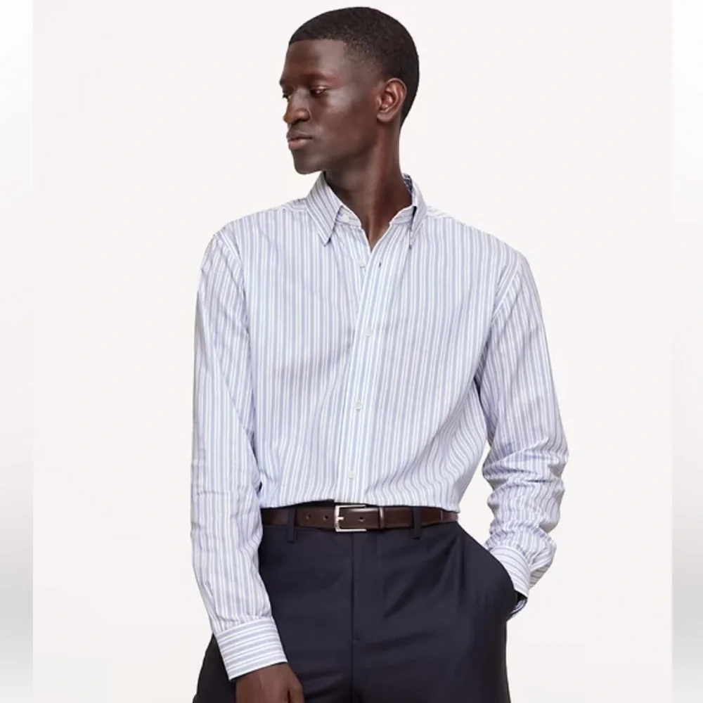 Banana Republic Men's Non Iron Slim Fit Shirt, size XL, new!